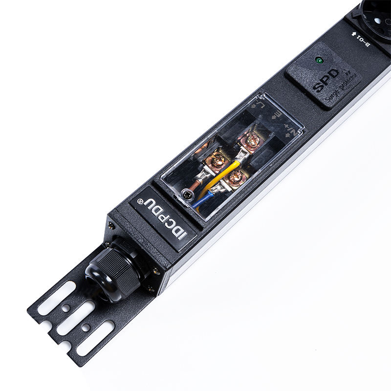 PDU rack misurato RS485 hot swappable con 18 prese Germania 1U con protezione da sovratensione