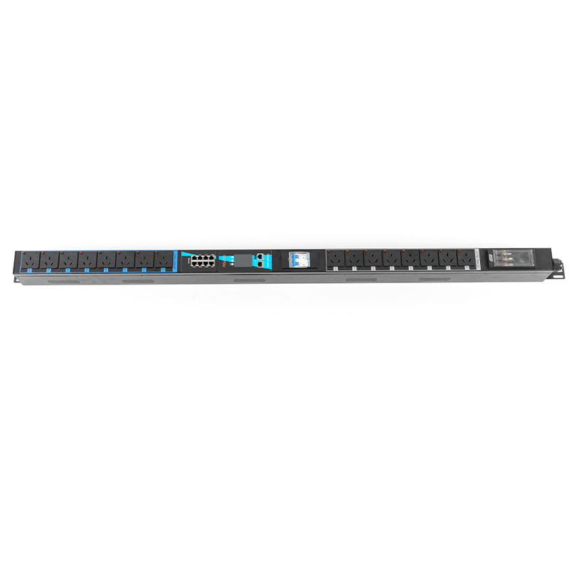 Interruttore automatico dell'aria Sensore TCP/IP verticale a 16 uscite eco Smart Rack Pdu