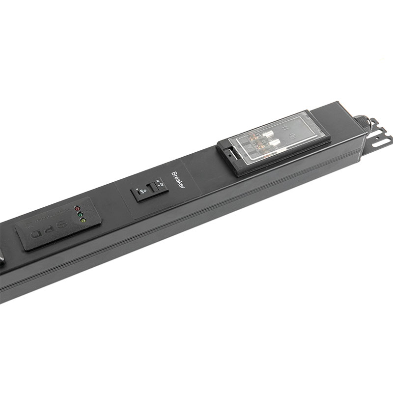 Interruttore verticale C13 C19 a 19 uscite Pdu rack commutata con 3 SPD