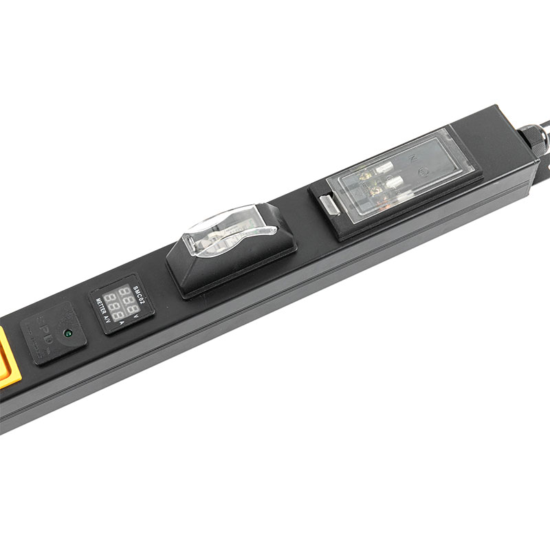 PDU rack commutato SPD per misuratore di corrente digitale verticale a 24 prese C13x16 C19x8