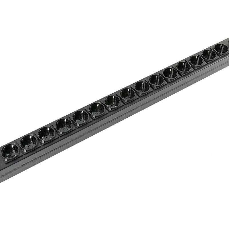 Pdu commutato per rack con interruttore voltmetro di corrente verticale C13x12 Germanyx15 a 27 uscite